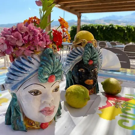 Le Campanelle - Sicilia - Cefalu Çiftlik konaklama *