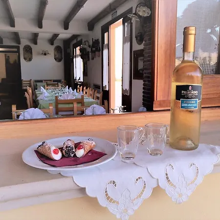 Le Campanelle - Sicilia - Cefalu Çiftlik konaklama